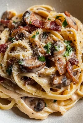 Cremige Putenspeck- und Pilz-Pasta für Zuhause