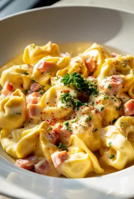 Cremige Tortellini mit Rinderschinken & Käsesauce
