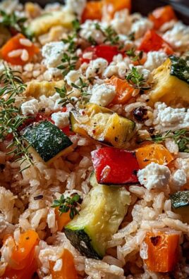 Reis aus dem Ofen mit Feta und Gemüse