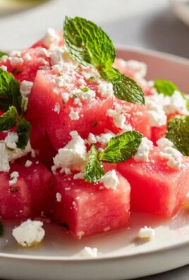Sommerlicher Wassermelonen Feta Salat mit Minze Rezept